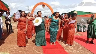 Mutingwangwa Live dance performance from Muumandu primary (Bosslady Event)