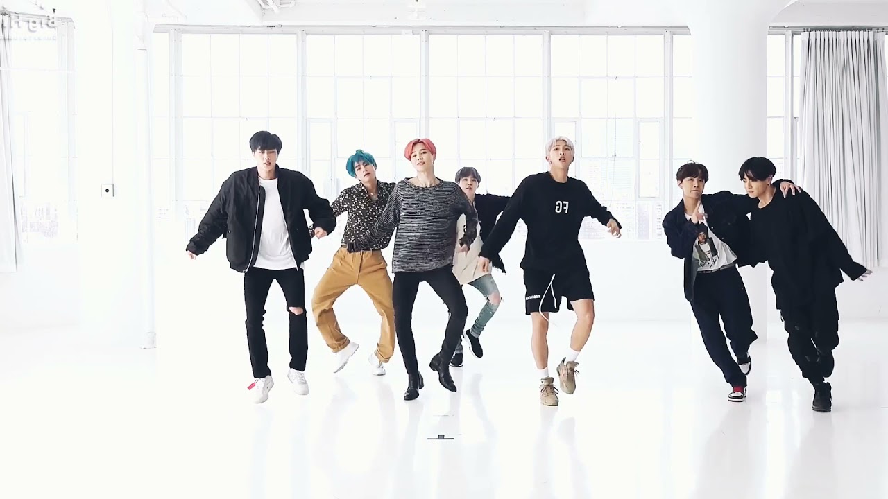 BTS - BOY WITH LUV DANCE PRACTICE (Mirrored)