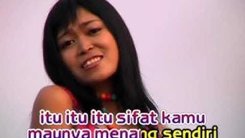 Yona Betri-cubit tak mau dicubit [official  music video] lagu dangdut