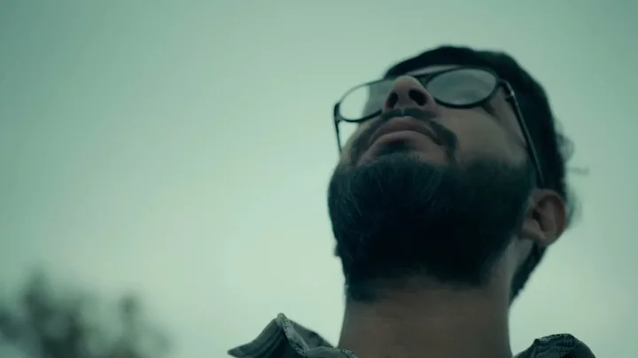 Spending some time alone cinematic (Panasonic Lumix S5, 7artisans Spectrum 35mm)