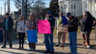 Celebrity Emergency protest held after ICE arrests in Colbert County Profile