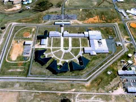 Petersburg Federal Prison - Petersburg, VA - Google Earth - YouTube