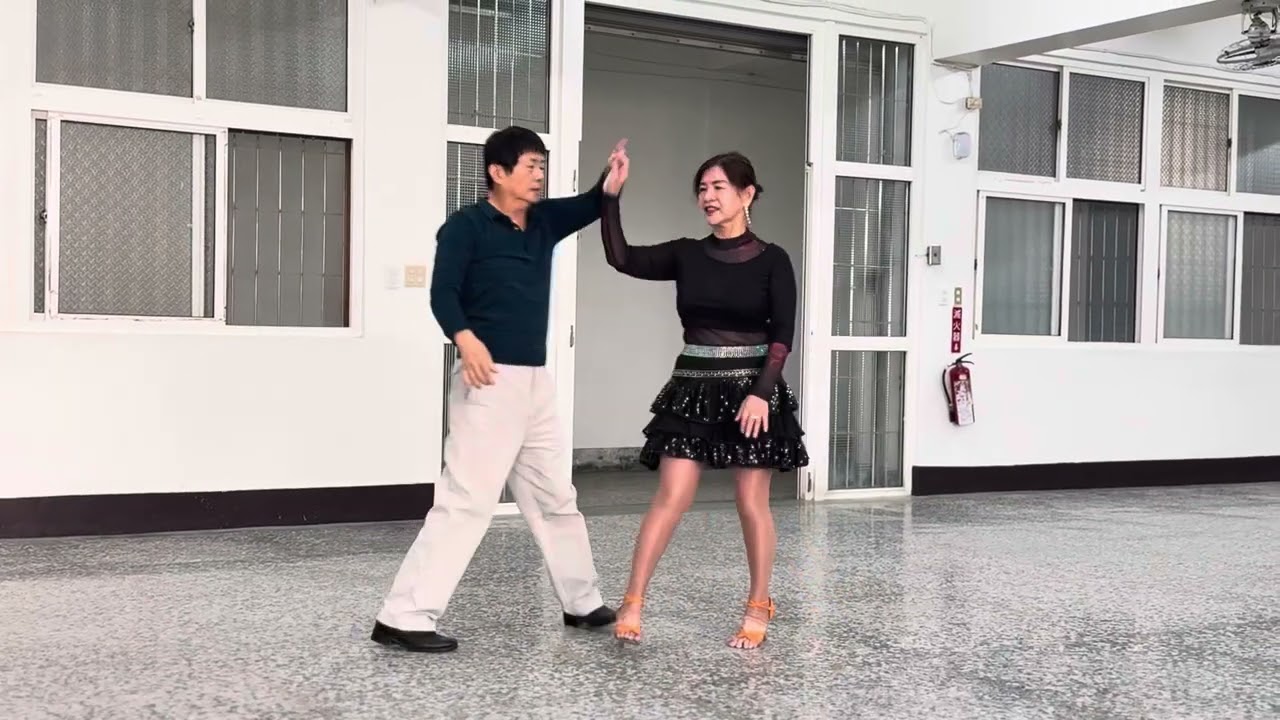 恭喜發財🥰🥰🥰三步吉魯巴、指導老師李政國