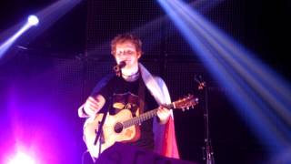 Ed Sheeran - Lego House live @Lille + surprise