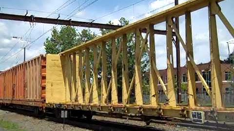 CEFX Blue Bird Trailer on CSX Q301 West Trenton NJ