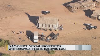 Special prosecutor withdraws appeal in Alec Baldwin case