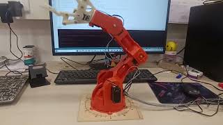 Introduction to robotics 🤖 Lab 4 🤖 Object Manipulation with Robot Arm