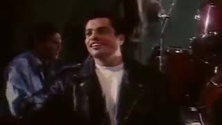 Amr Diab Raseef Nemra 5   عمرو دياب رصيف نمرة خمسة