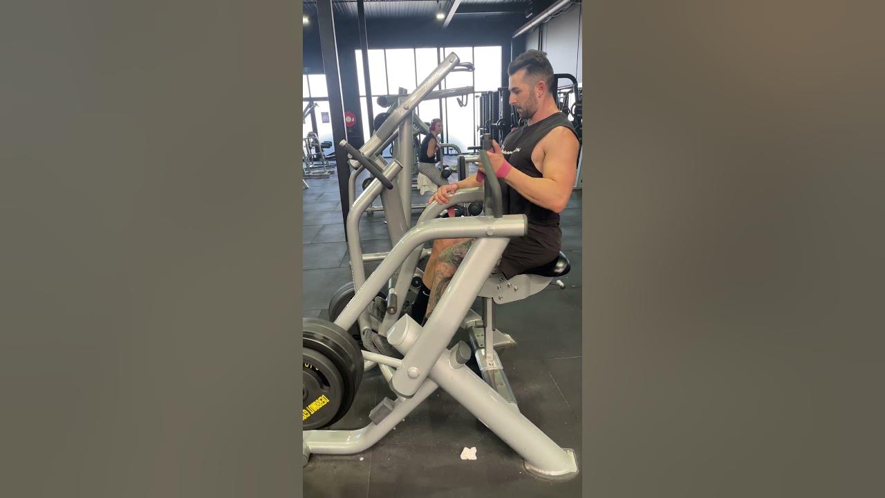 Unilateral Machine Chest Supported Lat Row fitness workouts YouTube