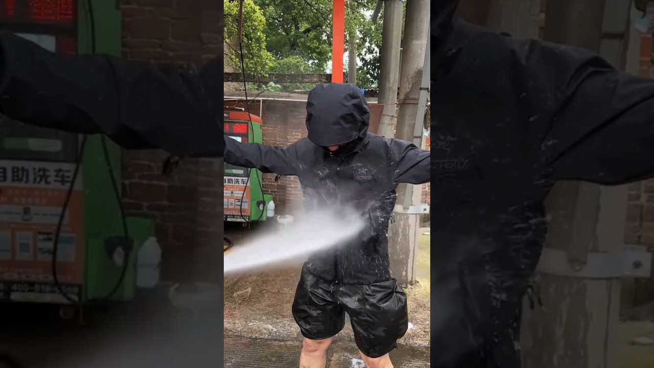 непромокаемая куртка 