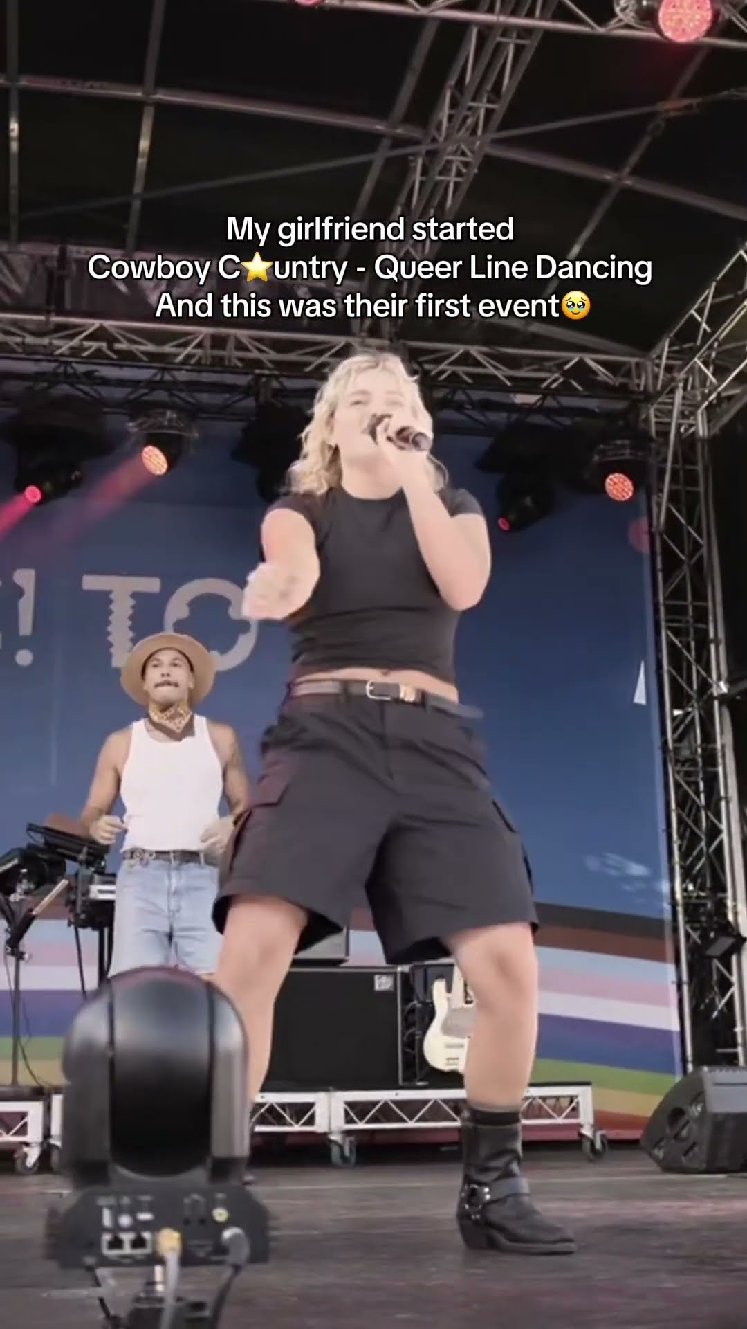 Over 20,000 people all line dancing at @Sydney Mardi Gras ! SO PROUD OF YOU @Kath Ebbs ??️‍? ?