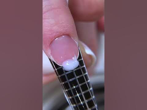 Как поставить форму для наращивания #ногти#маникюр#видеоманикюр#гель# ...