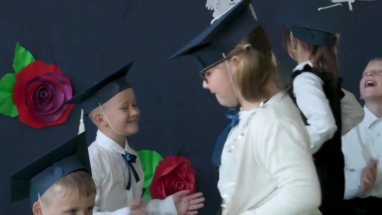 Ślubowanie i pasowanie uczniów klasy pierwszej