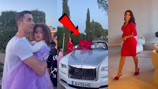 WATCH: A Rolls-Royce, bikes & Louis Vuitton - Ronaldo's partner Georgina  Rodriguez gives behind-the-scenes glimpse of Christmas at superstar's house