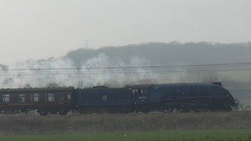 60007  Sir Nigel Gresley with The Cathedrals Express