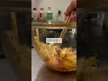 【いつもと違う野菜炒め】 ノーマルの野菜炒めよりも、少し刺激的✨いつも同じ味付けでマンネリしてる人にいいと思うー!! #youtubeshorts #簡単レシピ #野菜 #野菜レシピ