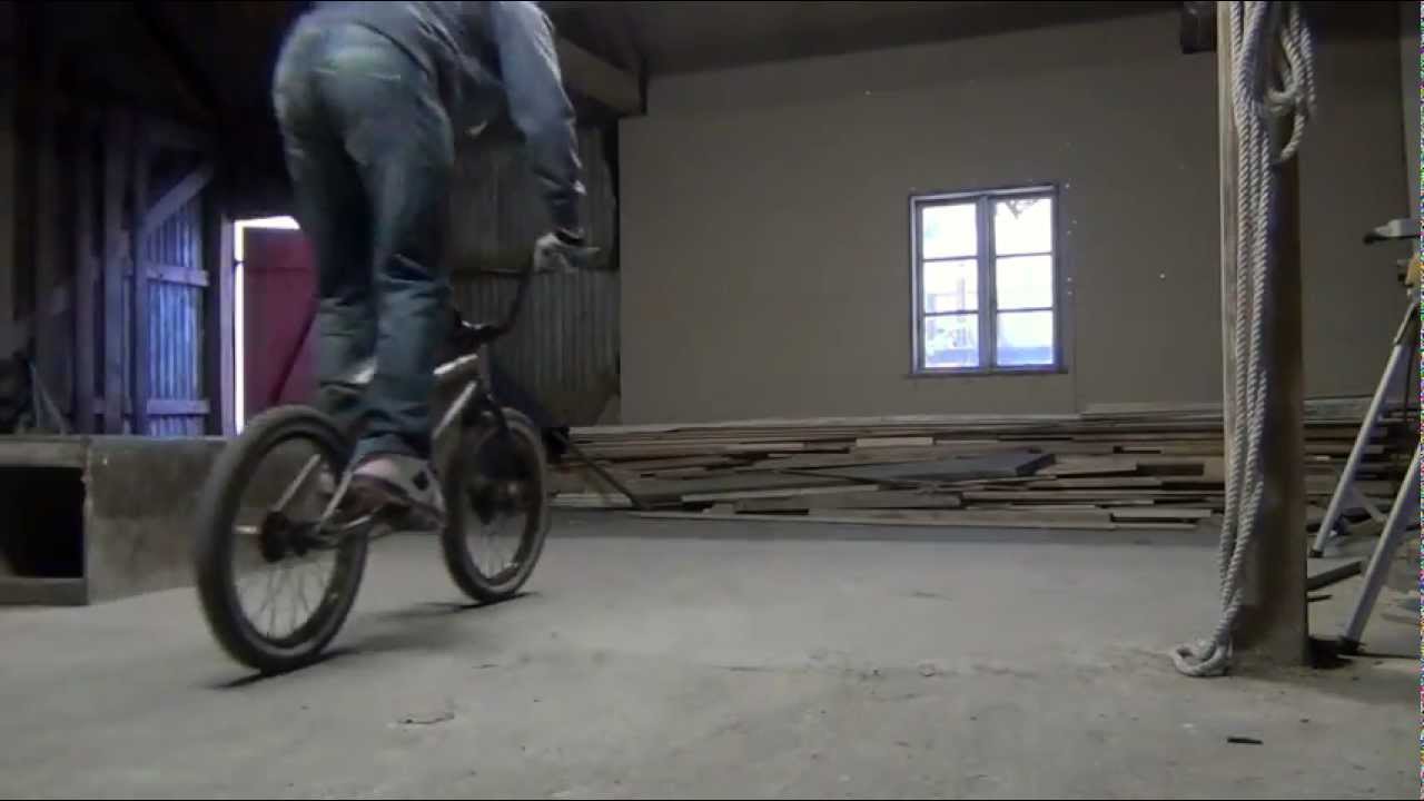 Quarterpipe BMX session