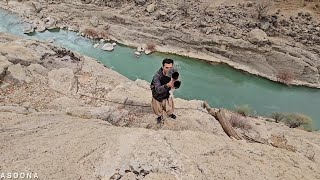 Heresthetranslati dailylifeoftheAsunafamil's nomadiclifestylandthejourneytorebuildtheir nomadichome