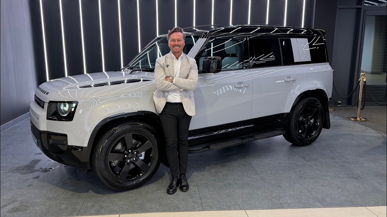 2025 75 Land Rover Defender 110 3.0 D250 X-Dynamic SE