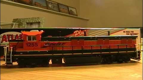 10-23-2010 Advanced DCC - Part 9 Digitrax Sound Install on an Atlas NRE Genset