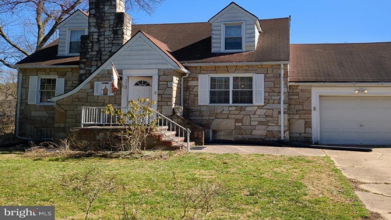 7209 Forest Ave, Hanover, MD Presented by Carlyn Lowery.