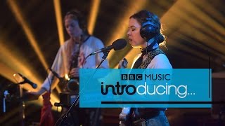 Nilüfer Yanya - Baby Love (BBC Introducing session) chords