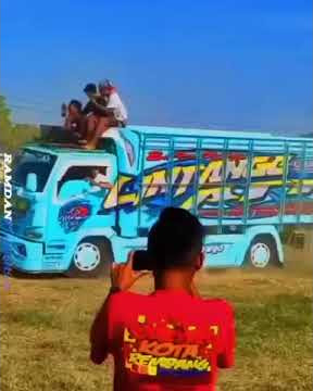 #SHORTS ll Story'Wa Truck Rebecca BMA Logistic ll REBECCA.CO