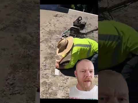 Beton glätten #bau #handwerk #works #diy #shortvideo #fypシ゚viral