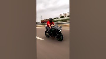 Kawasaki Ninja H2R vs Kawasaki Ninja ZX10R —#h2r ☠️💀
