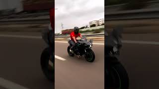 Kawasaki Ninja H2R vs Kawasaki Ninja ZX10R —#h2r ☠️💀