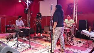Video thumbnail of "Avelao - Lalatiana - Malagasy Jazz In Paris - ZikNoLimit"