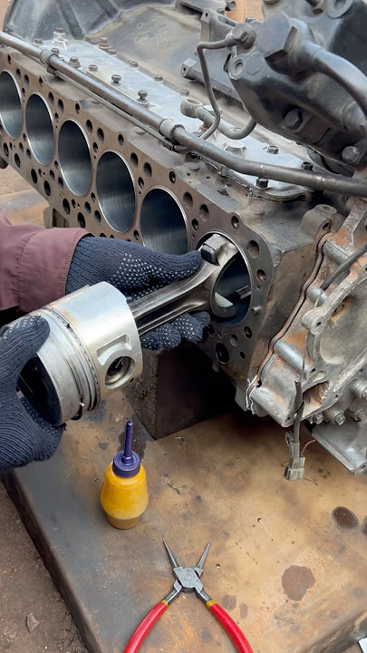 Piston Installation Process #dieselengine #shorts #piston #trending
