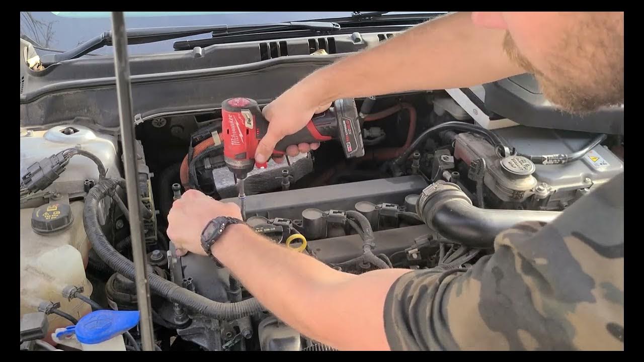 Ford Fusion spark plugs 2013-2020 - YouTube