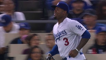 COL@LAD: Crawford makes a great running catch