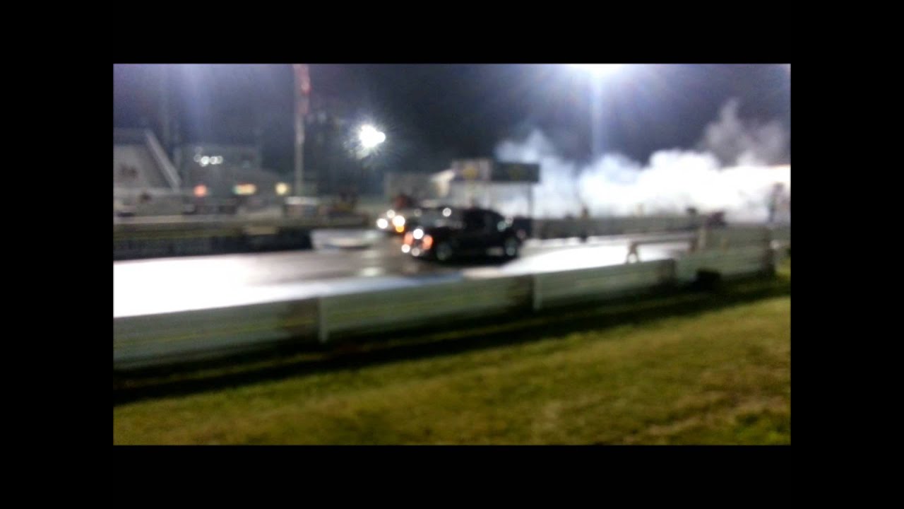 Turbo 2.0 Bug vs Supercharged 5.0 Mustang .(11.33)