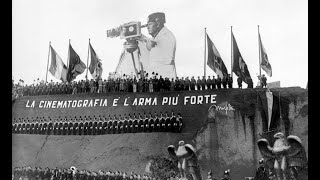 Mussolini canta l'Inno dei Giovani Fascisti