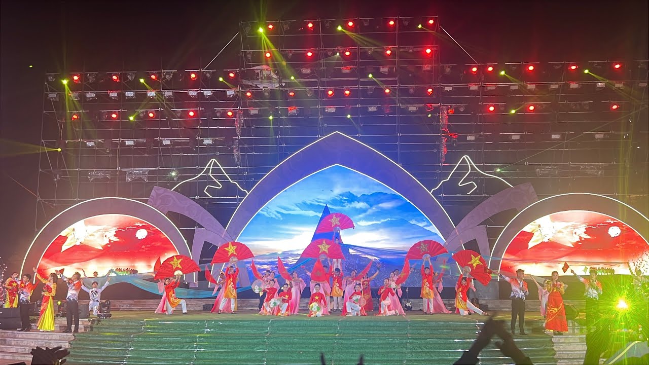 TIẾN QUÂN CA TRÊN ĐỈNH FANSIPAN - Sáng tác: Nhạc sĩ Xuân Quỳnh