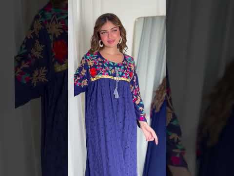 جلابية ميدي بنقوشات زهور خلابة