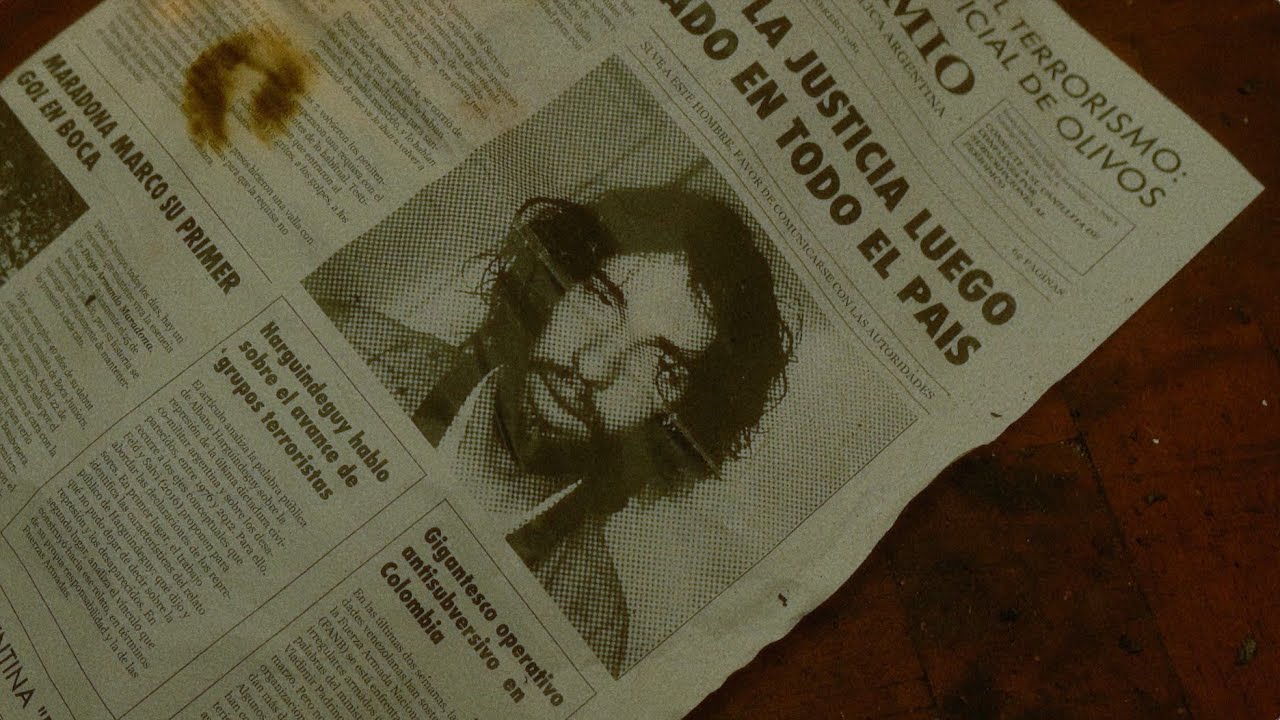 K4 - ANOREXIA (Videoclip Oficial) auf YouTube ansehen K4 - ANOREXIA (Videoclip Oficial) auf YouTube ansehen