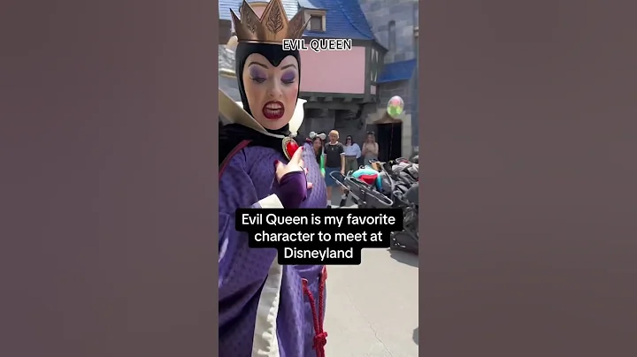 Evil queen #disney #disneyparktour #funnyvideo #disneyparks #funnymoments #funny#funnydisney #lol