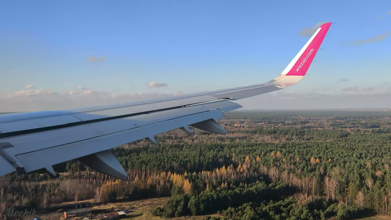 19.11.2025 Landing at Katowice Airport (KTW)