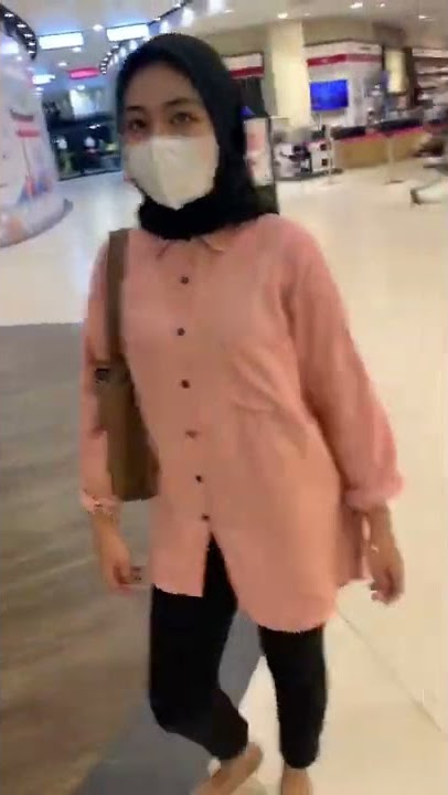 JALAN-JALAN KE MALL BARENG DOI | HALU STORY #shorts  #storyhalu #storyig #storywa