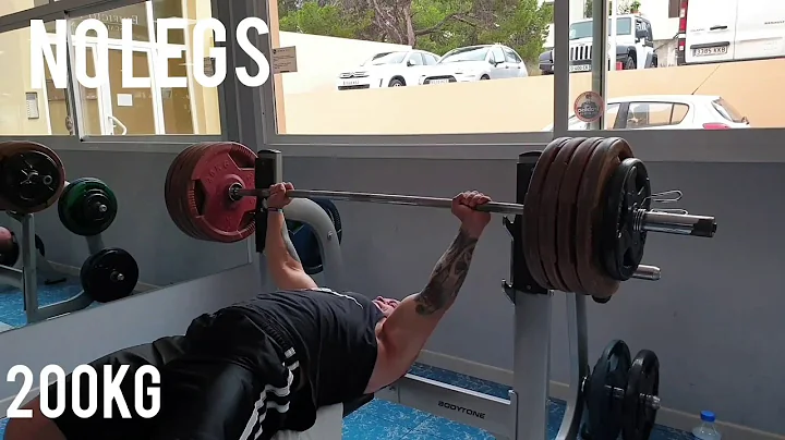 Benchpress 215kg no legs !!! New pr