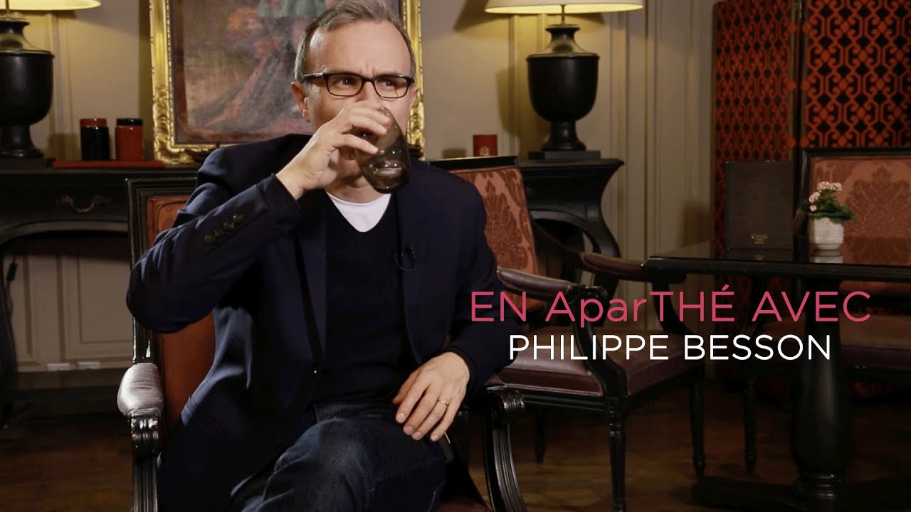L'interview de Philippe Besson : son livre et ses confidences - YouTube