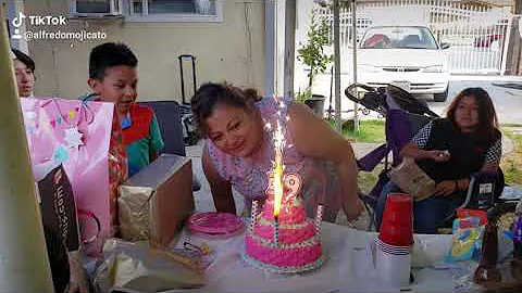 cumple de sandra aguila