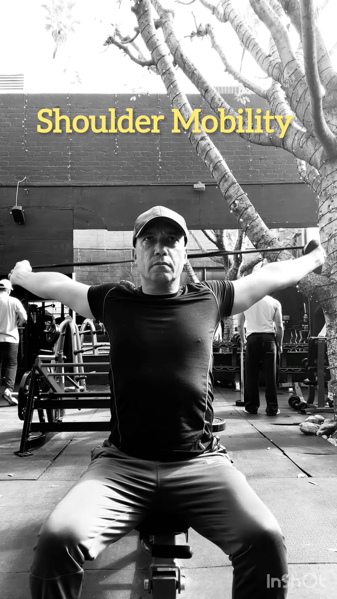 If you’re hitting the gym, don’t forget to stretch! #golf #golffitness #mobility