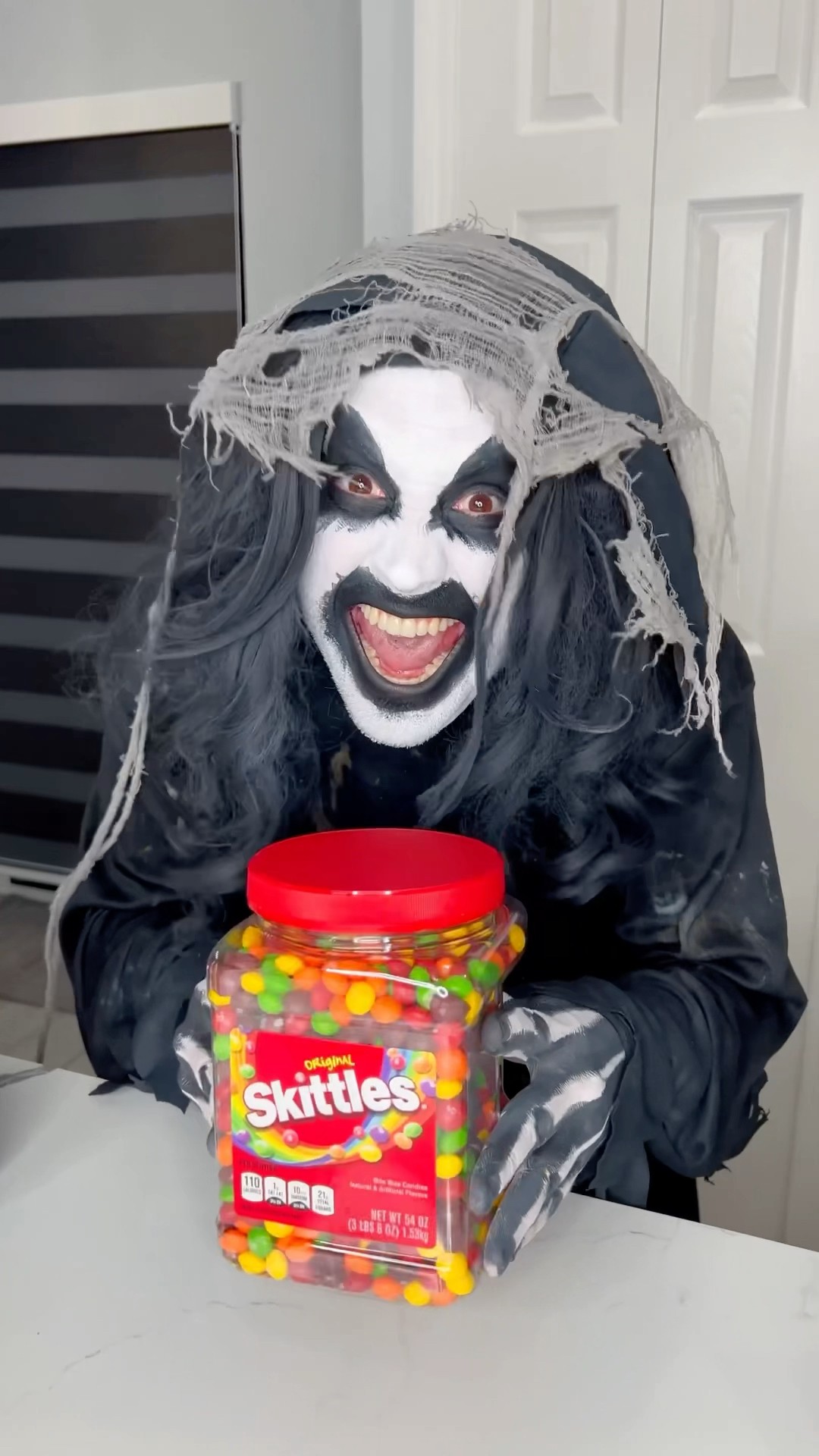 Monster wants to eat everything ? #shorts