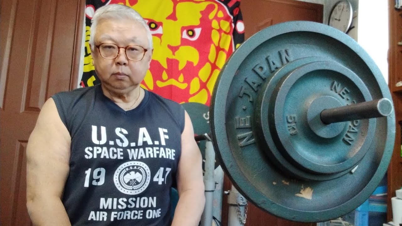 2026年1月16日は、ホームジム兼寝室内の要らないものの断捨離をしてジムのレイアウトも少し変えて、筋トレ。