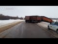 Последствия лобового ДТП двух грузовиков в Воронежской области