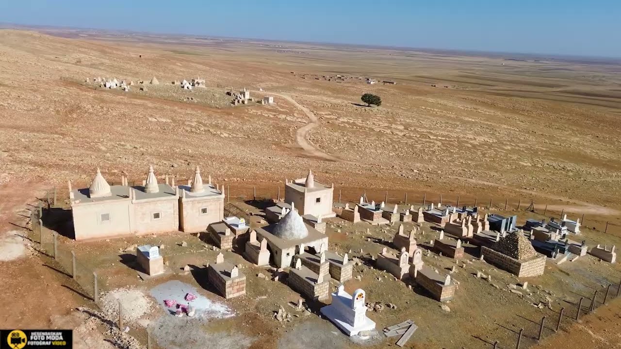 MEZRE XANİKE EZİDİ MEZARLIĞI